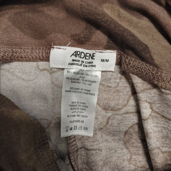 Camo Cropped Leggings - Picture 5 of 7